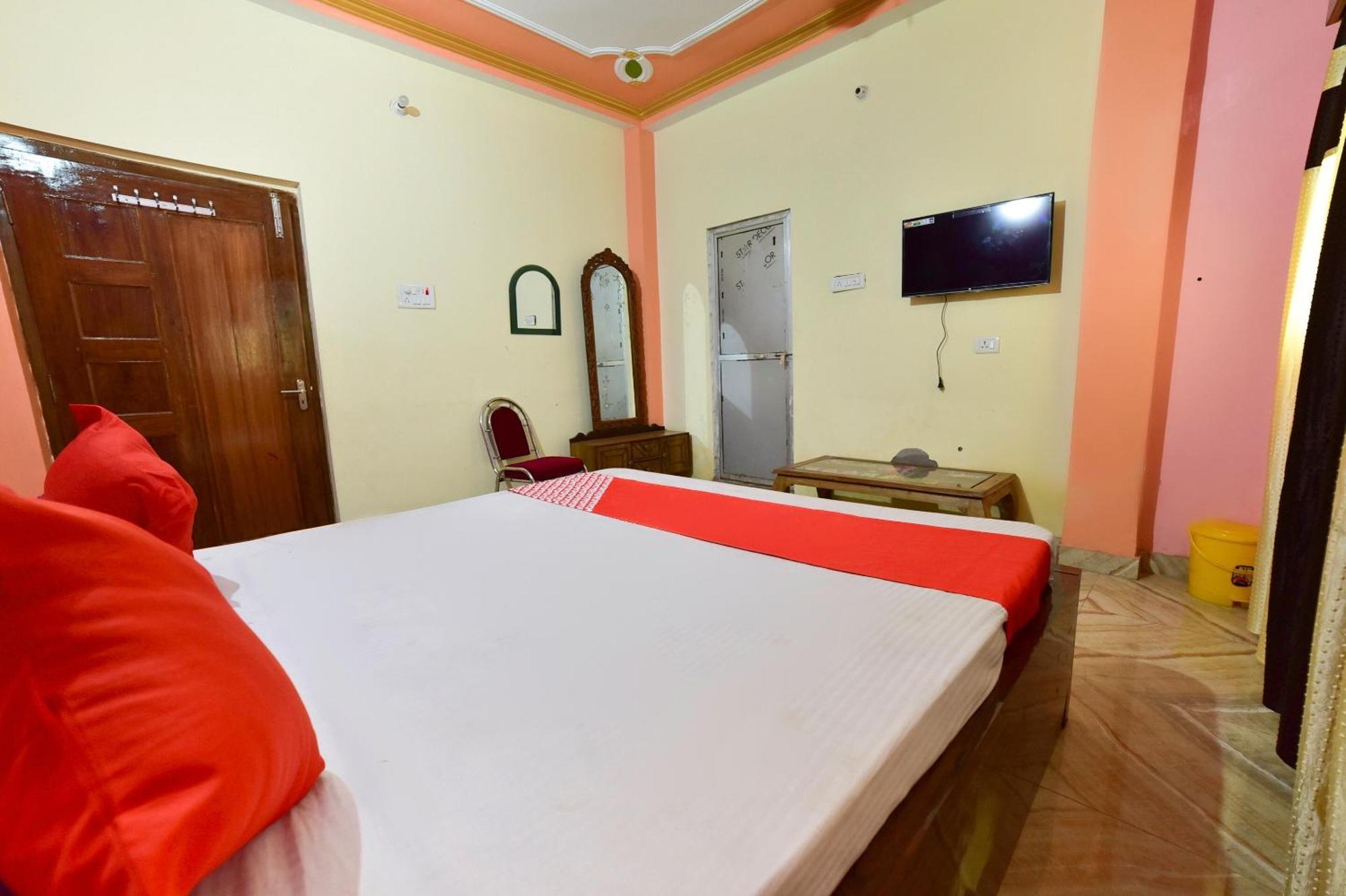 Oyo Flagship Ashoka Guest House Bihta Exterior photo