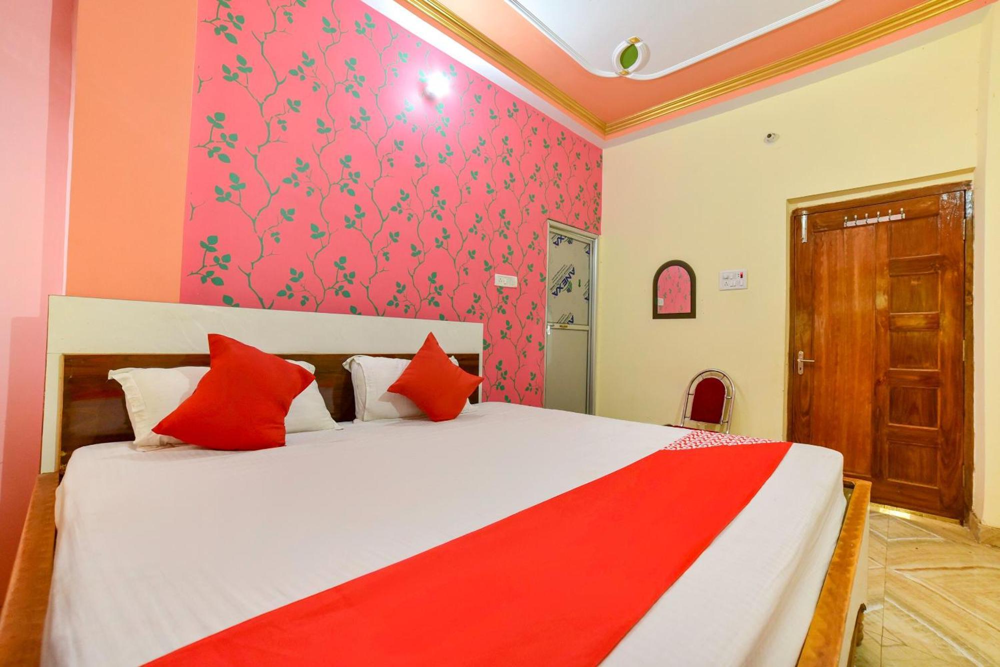 Oyo Flagship Ashoka Guest House Bihta Exterior photo