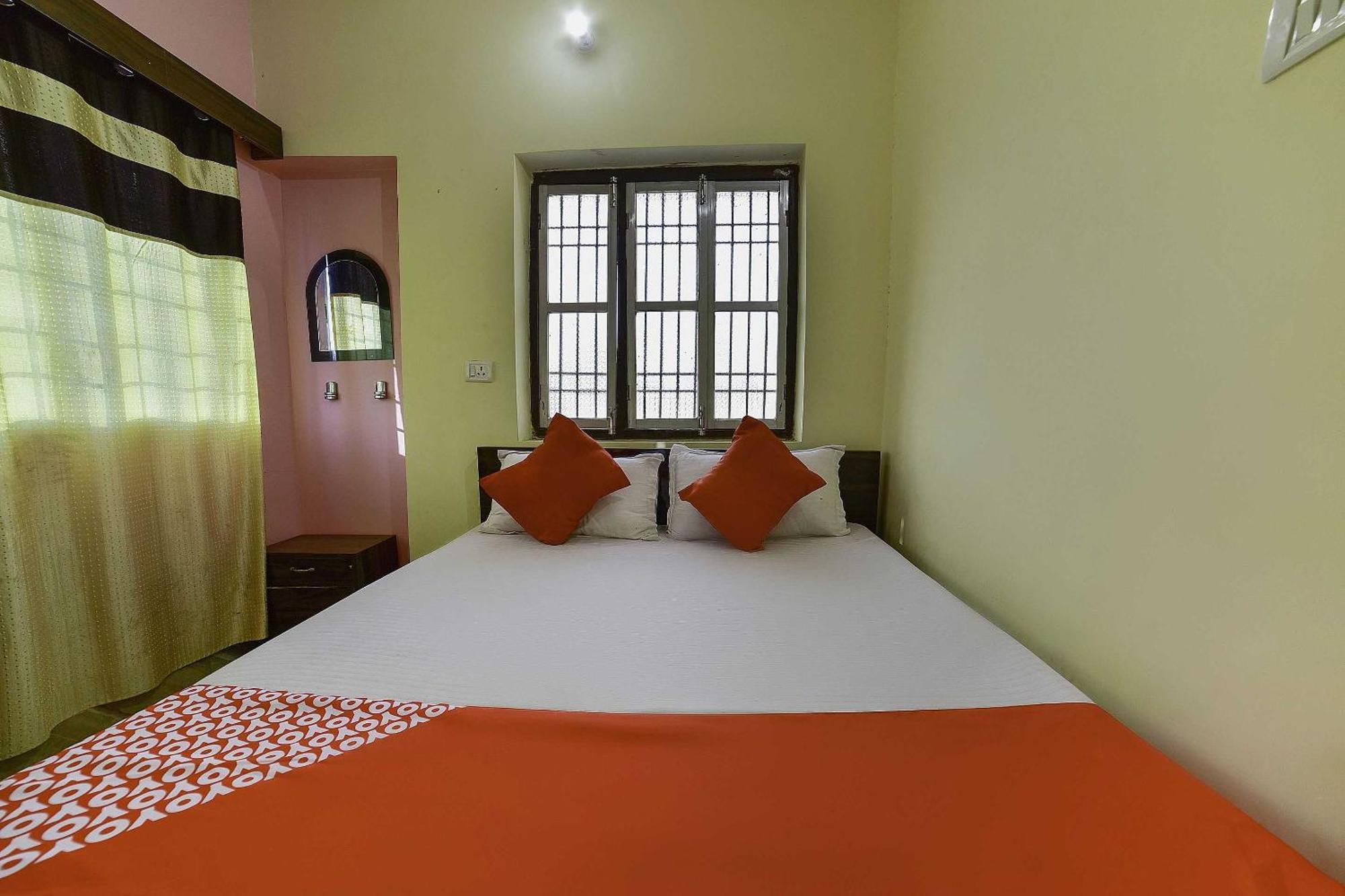 Oyo Flagship Ashoka Guest House Bihta Exterior photo