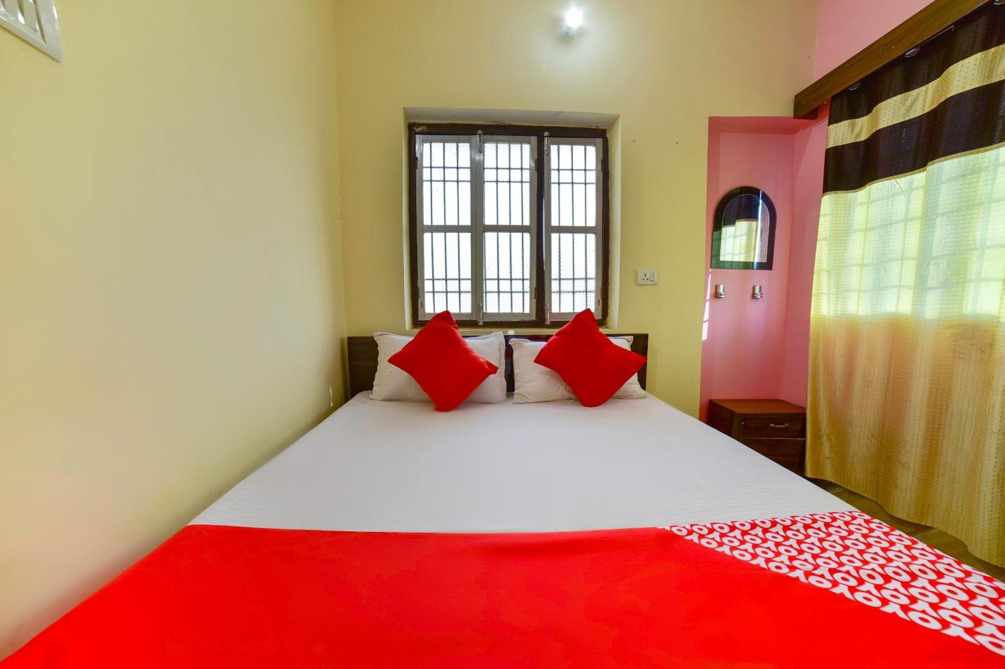 Oyo Flagship Ashoka Guest House Bihta Exterior photo